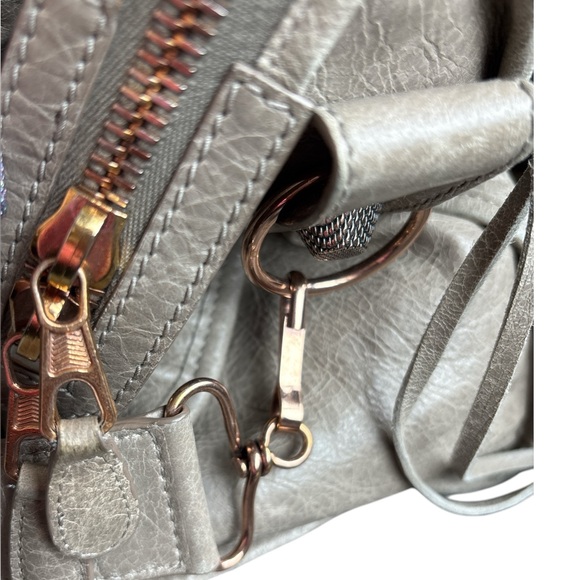 Beautiful Balenciaga taupe leather big 21 rose gold motorcycle purse bag - Picture 6 of 15